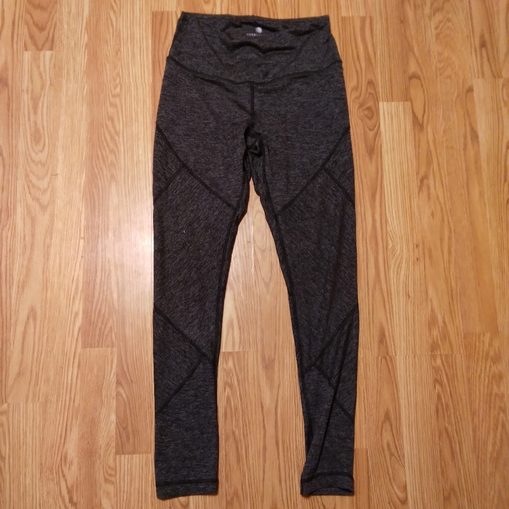 Yogalicious size small black yoga pants